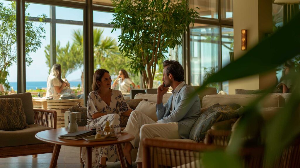 odamia otel qr dijital asistan oda servisi menu blog 7 Dijital Oda Asistanı Odamia ile Akıllı Otel Deneyimi